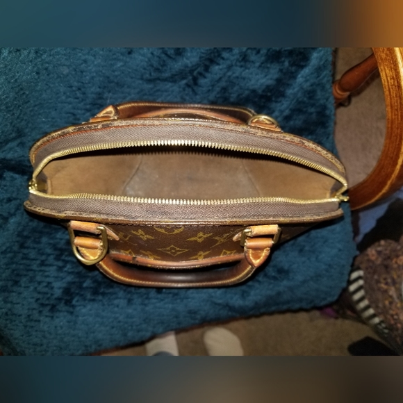 Louis Vuitton Ellipse PM satchel